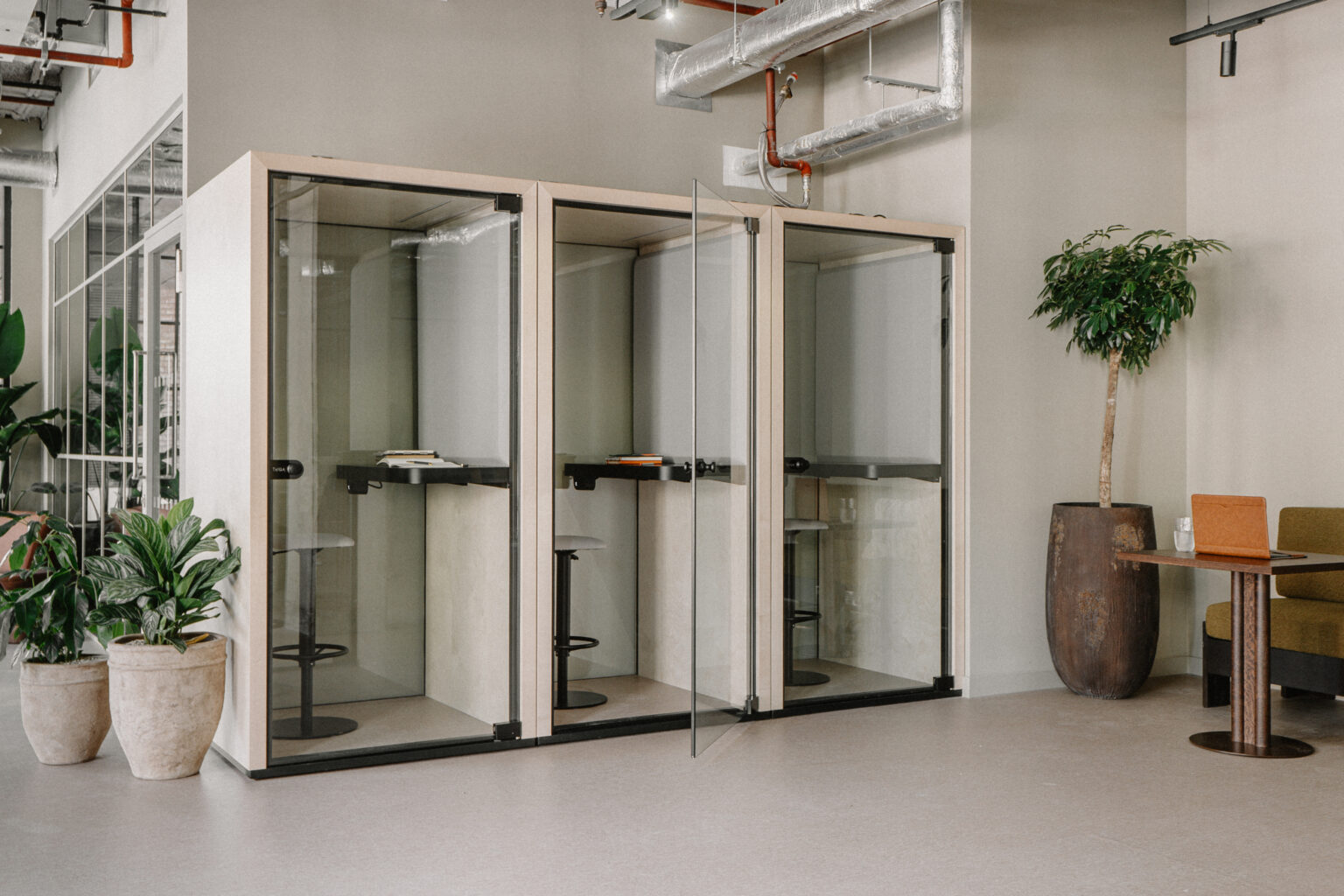 Meadow Workspace - Mason & Fifth